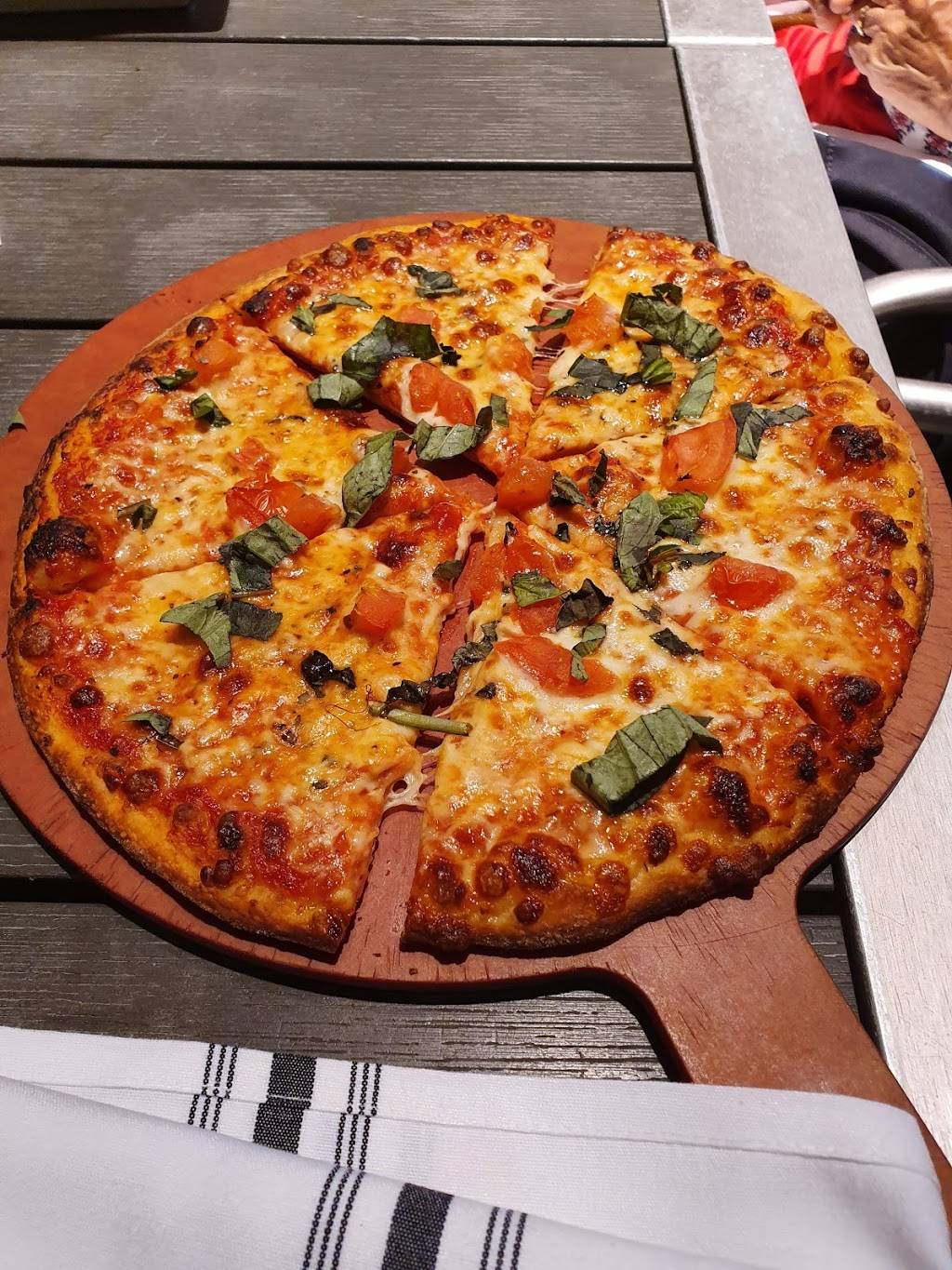 Rotelli Pizza & Pasta | restaurant | 11401 NW 12th St, Miami, FL 33172, USA | 7865070900 OR +1 786-507-0900