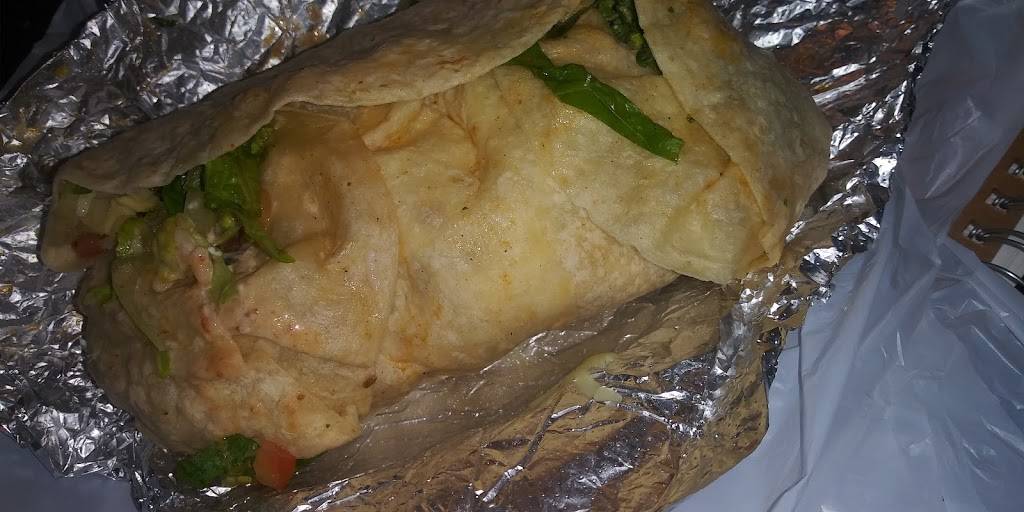 Chipotle Mexican Grill | restaurant | 8301 151st St, Overland Park, KS 66223, USA | 9134026989 OR +1 913-402-6989