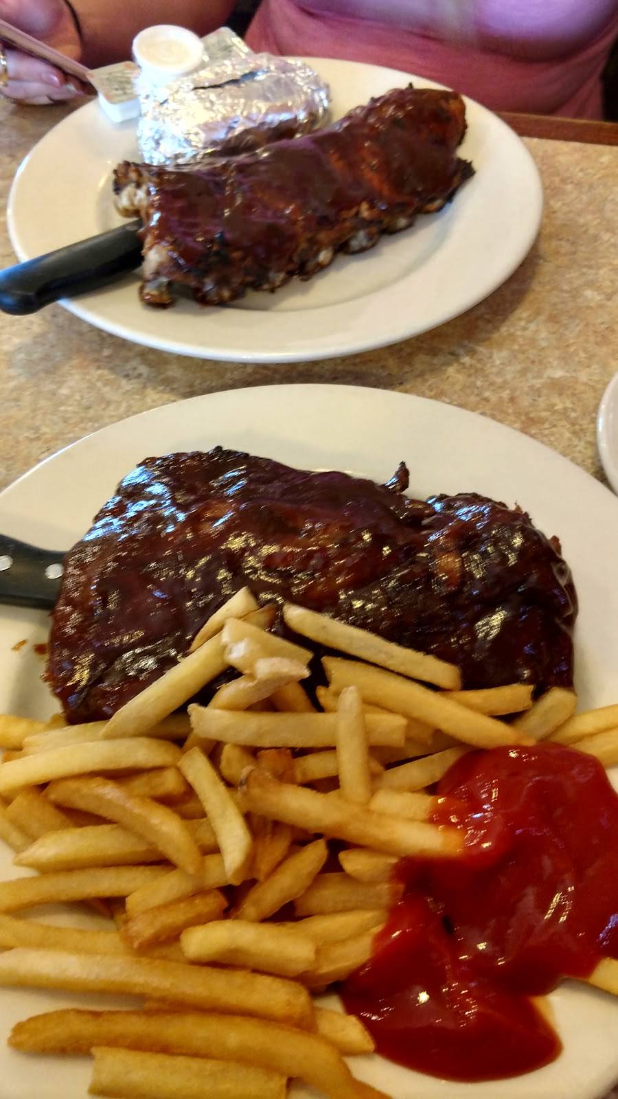 Romeo Family Restaurant | restaurant | 66020 Van Dyke, Washington, MI 48095, USA | 5867526211 OR +1 586-752-6211