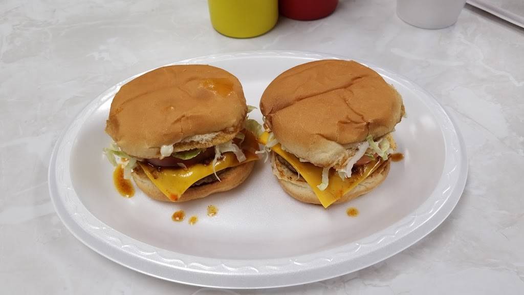 Nu-Way Weiners | restaurant | 1762 Watson Blvd, Warner Robins, GA 31093, USA | 4789294941 OR +1 478-929-4941