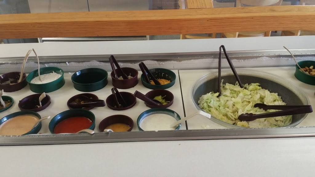 Brick Oven Pizza | restaurant | 21 N Kringle Pl, Santa Claus, IN 47579, USA | 8129372311 OR +1 812-937-2311