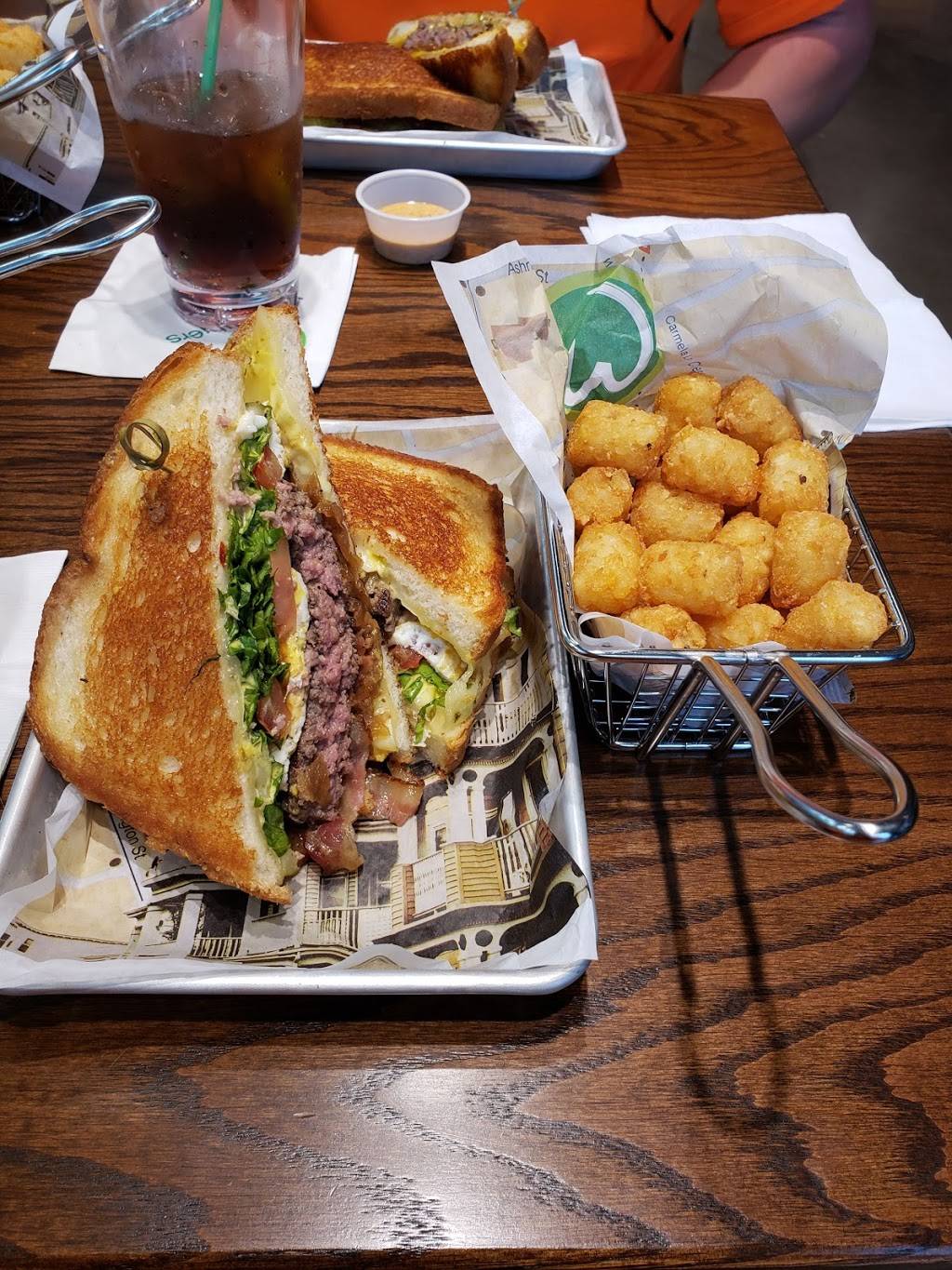 Wahlburgers | restaurant | 325 N Market St, Brookfield, WI 53045, USA | 2626419975 OR +1 262-641-9975