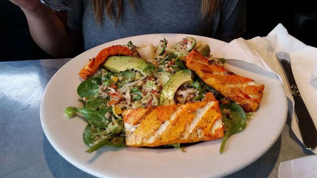 Sharkys Woodfired Mexican Grill | restaurant | 5511 Reseda Blvd, Tarzana, CA 91356, USA | 8188818760 OR +1 818-881-8760