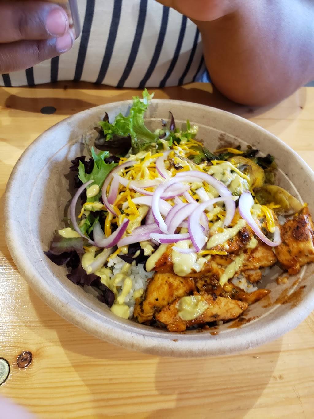 Harvest bowl eatery and market | restaurant | 6109 N Florida Ave, Tampa, FL 33604, USA | 8135128306 OR +1 813-512-8306