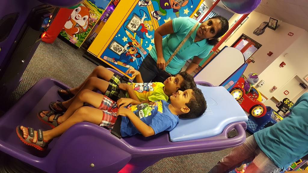 Chuck E. Cheeses | restaurant | 130 W Hillcrest Dr, Thousand Oaks, CA 91360, USA | 8054972522 OR +1 805-497-2522