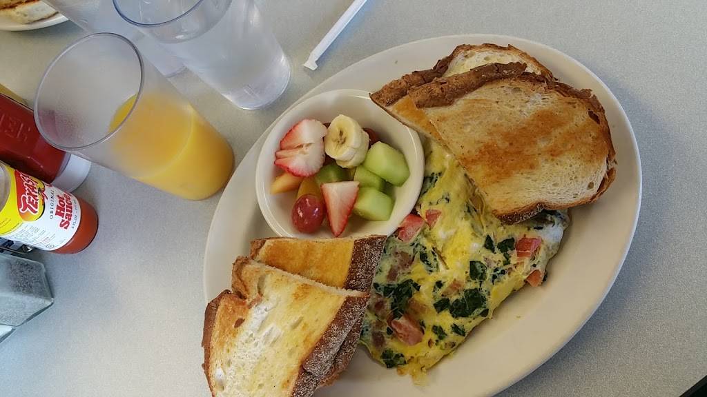 Sammy Js Breakfast Cafe | restaurant | 144 Main St, Salem, NH 03079, USA | 6038945395 OR +1 603-894-5395