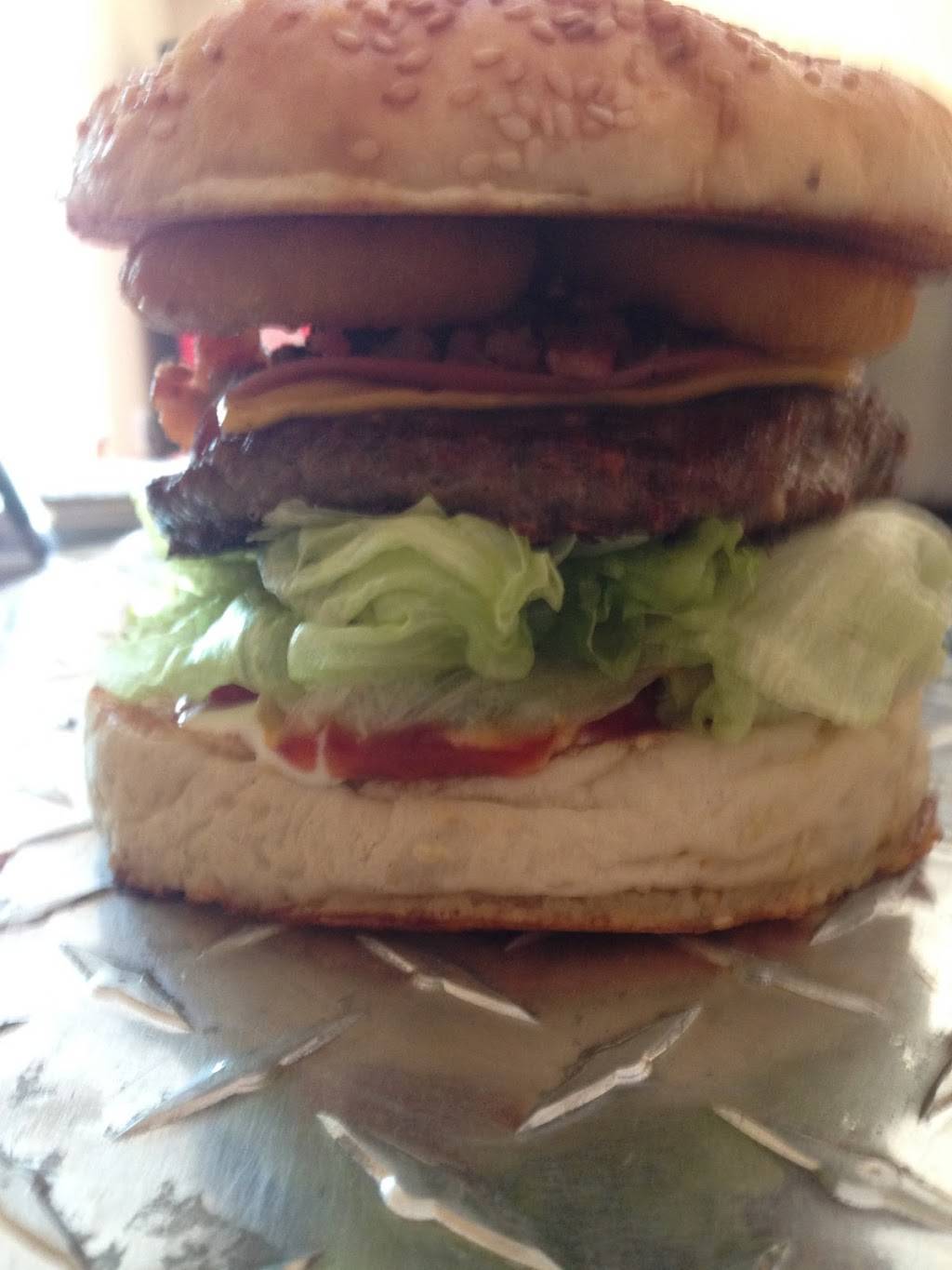 JP Burguers And Hotdogs | restaurant | Boulevard Geranios, Ejido Ruiz Cortez 457, Las Lomitas, 22830 Ensenada, B.C., Mexico | 016461099965 OR +52 646 109 9965