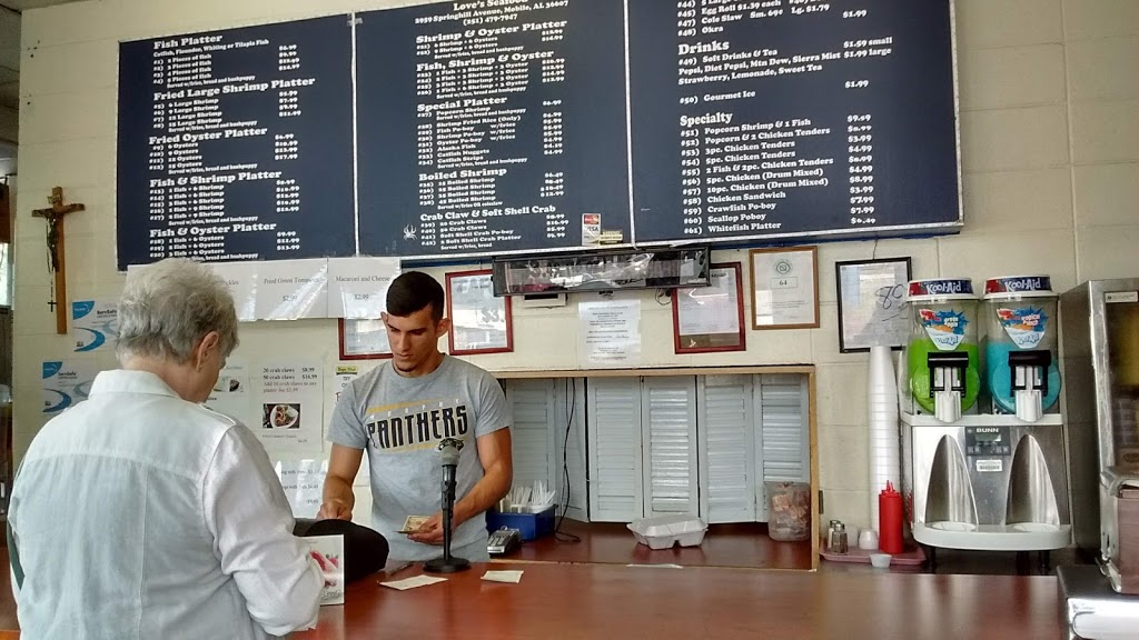 Loves Seafood | restaurant | 2959 SpringHill Ave, Mobile, AL 36607, USA | 2514797947 OR +1 251-479-7947