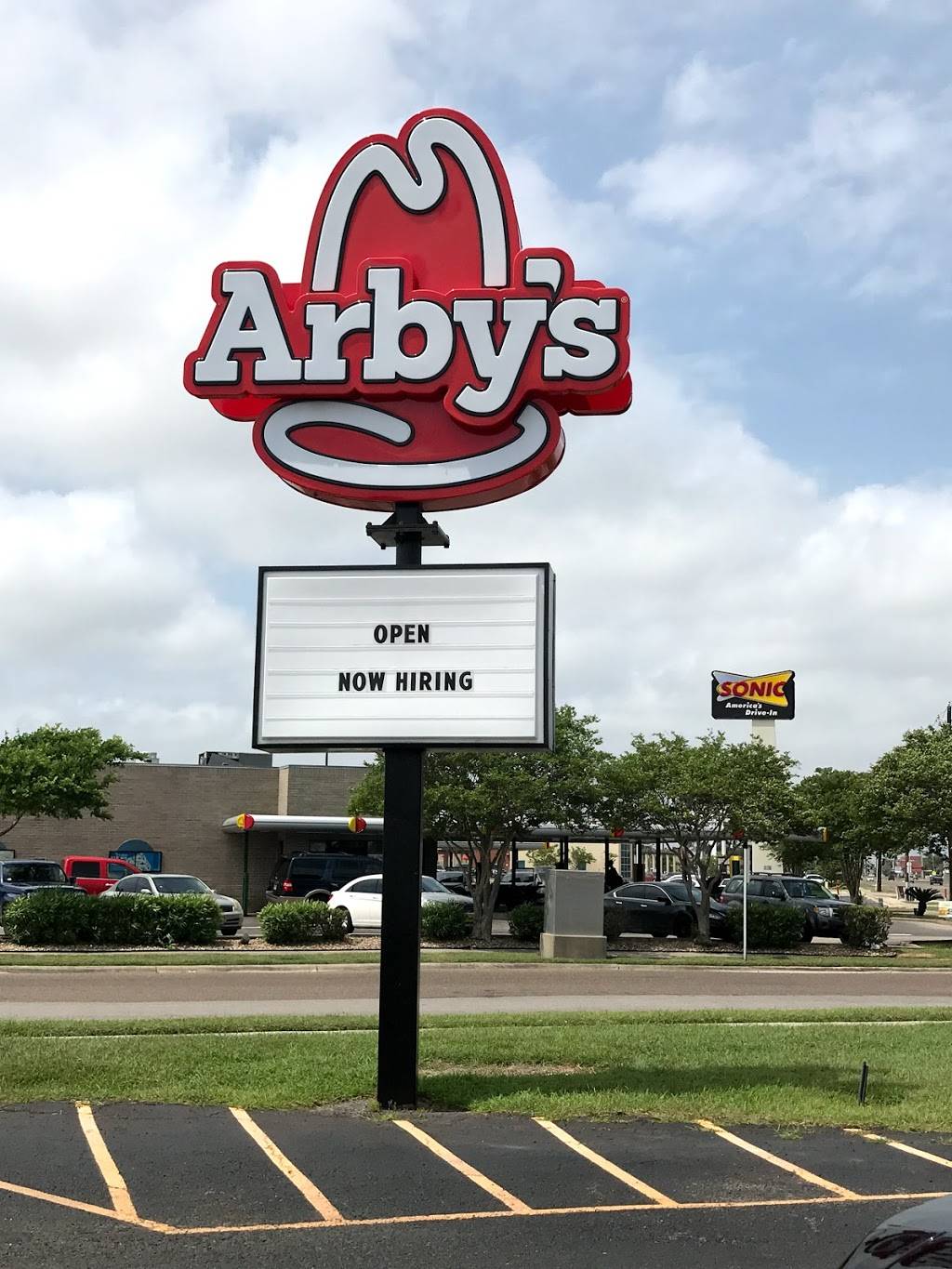 Arbys | meal takeaway | 4811 S Staples St, Corpus Christi, TX 78411, USA | 3619922651 OR +1 361-992-2651