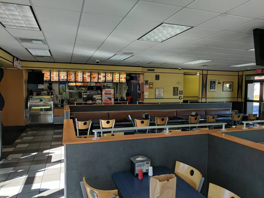 Carls Jr. | restaurant | 611 Douglas Dr, Oceanside, CA 92058, USA | 7609670371 OR +1 760-967-0371