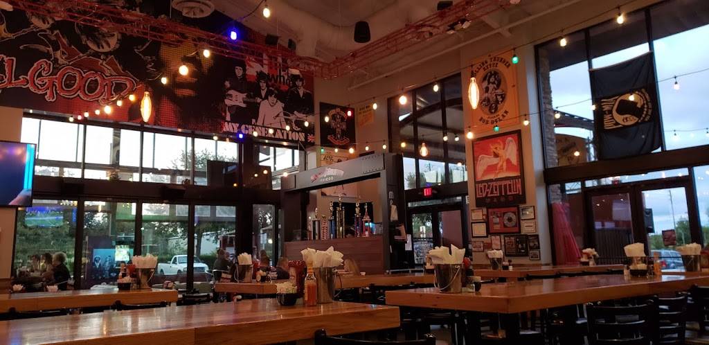 Rock & Brews | restaurant | 7131 Red Bug Lake Rd, Oviedo, FL 32765, USA | 4079564124 OR +1 407-956-4124