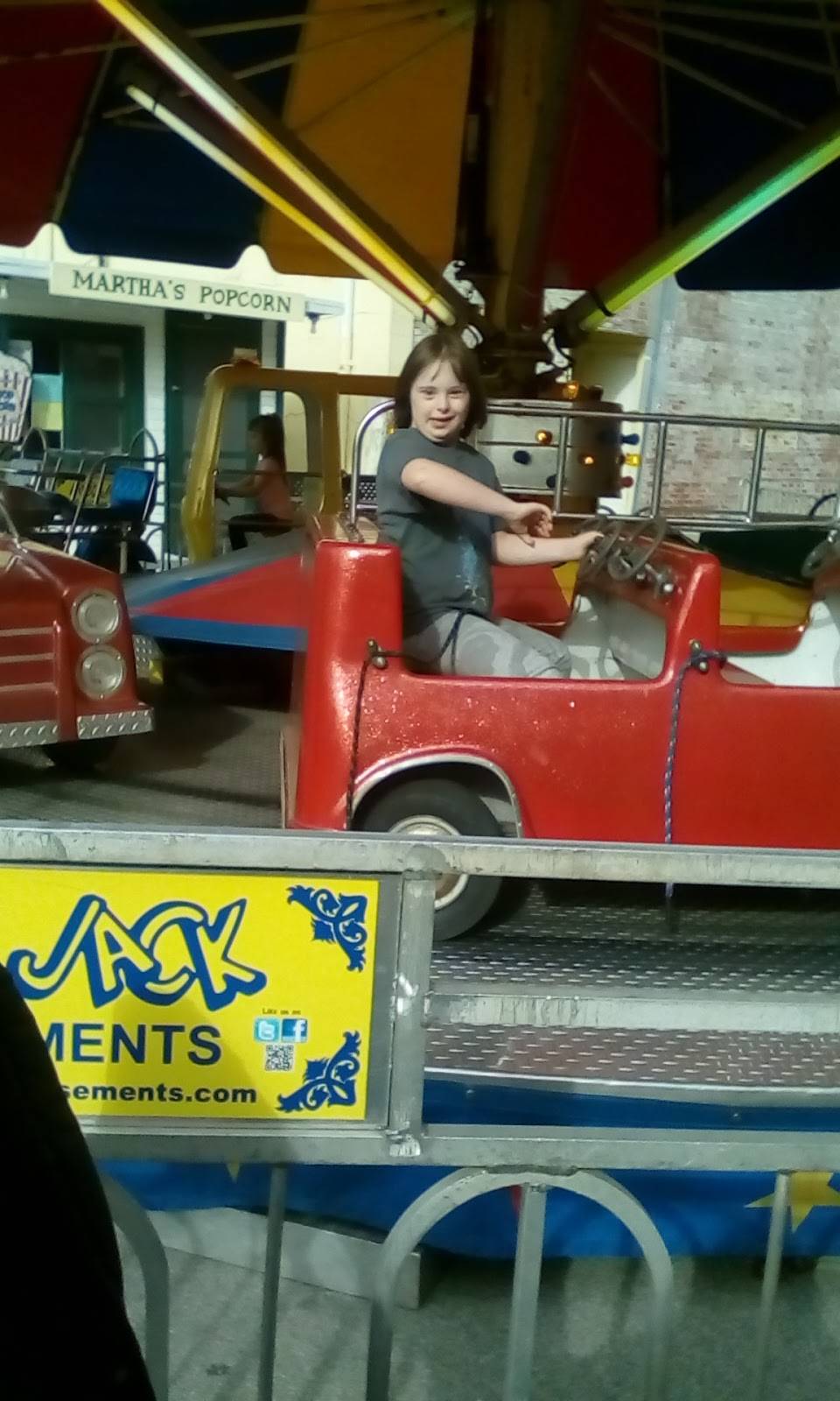 Marthas popcorn | restaurant | 2225, 112 W 9th St, Auburn, IN 46706, USA | 2602260517 OR +1 260-226-0517