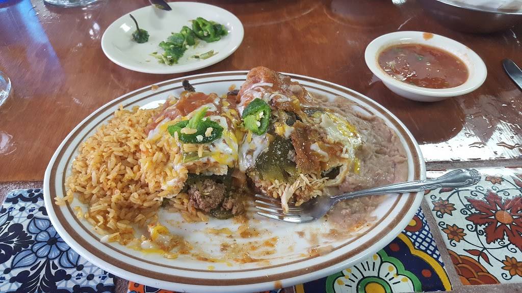 El Pueblito | restaurant | 901 W Spring Creek Pkwy, Plano, TX 75023, USA | 9725276289 OR +1 972-527-6289