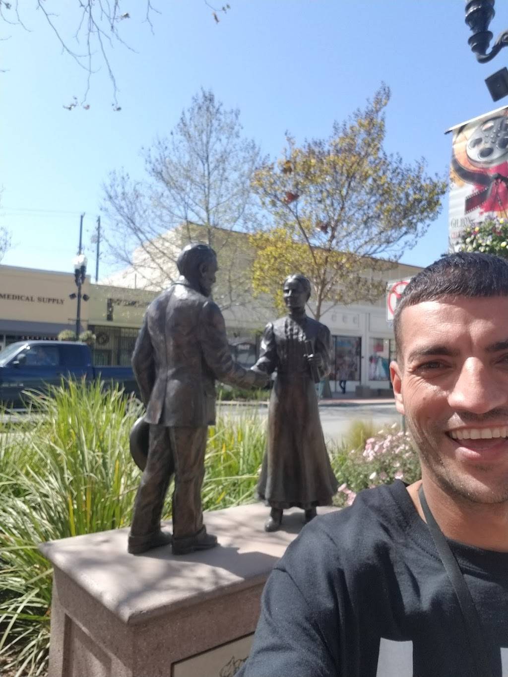 Carnitas Michoacan | restaurant | 7484 Monterey Rd, Gilroy, CA 95020, USA | 4088478812 OR +1 408-847-8812