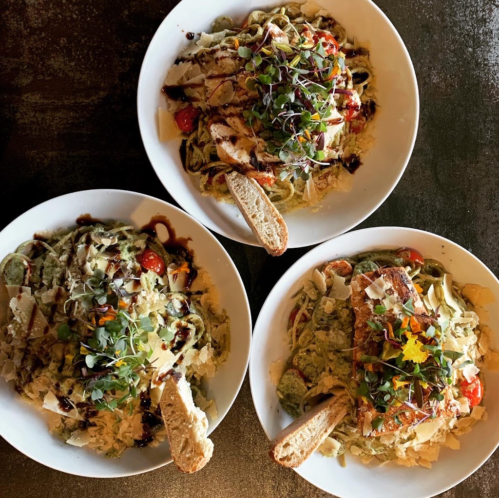 Monets Wine Bistro | restaurant | 120 S E St, Exeter, CA 93221, USA | 5595929453 OR +1 559-592-9453