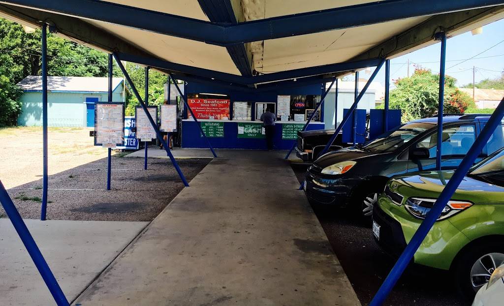 D & J Seafood Restaurant | restaurant | 820 E Waco Dr, Waco, TX 76704, USA | 2547560008 OR +1 254-756-0008