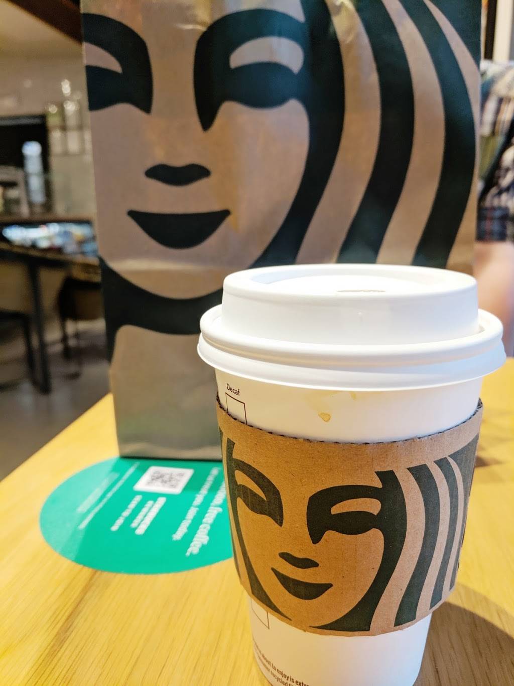 Starbucks | cafe | 2000 Colonial Ave, Norfolk, VA 23517, USA | 7576223018 OR +1 757-622-3018