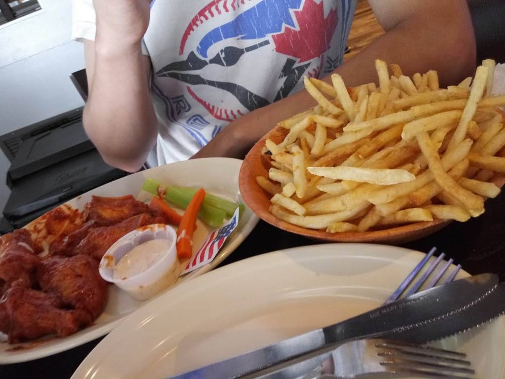 Buffalo Bros Sundance Square | restaurant | 415 Throckmorton St, Fort Worth, TX 76107, USA | 8178879533 OR +1 817-887-9533