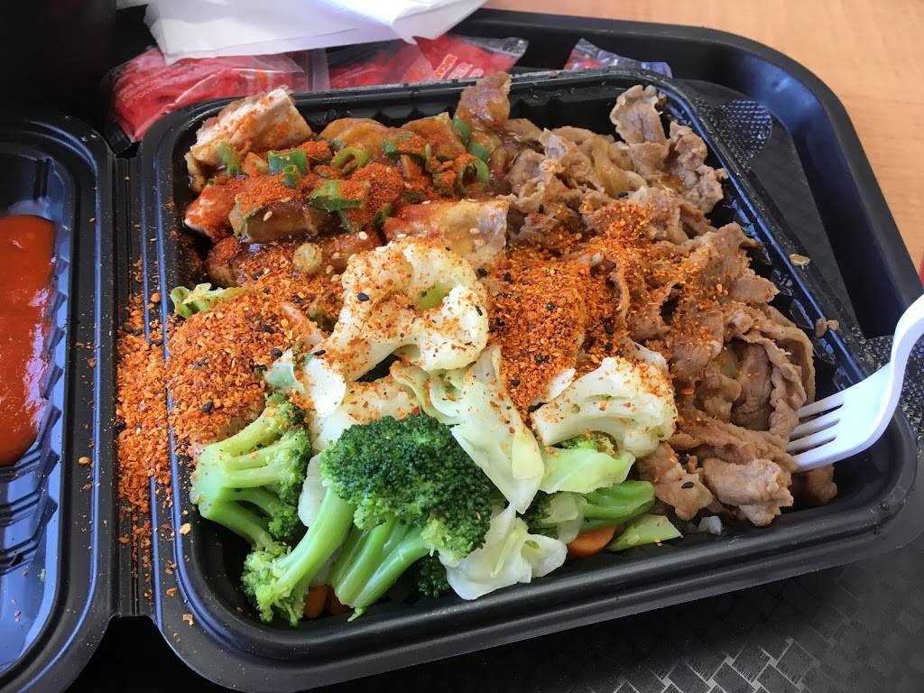 Yoshinoya Santa Monica | restaurant | 2360 Pico Blvd, Santa Monica, CA 90405, USA | 3104502004 OR +1 310-450-2004