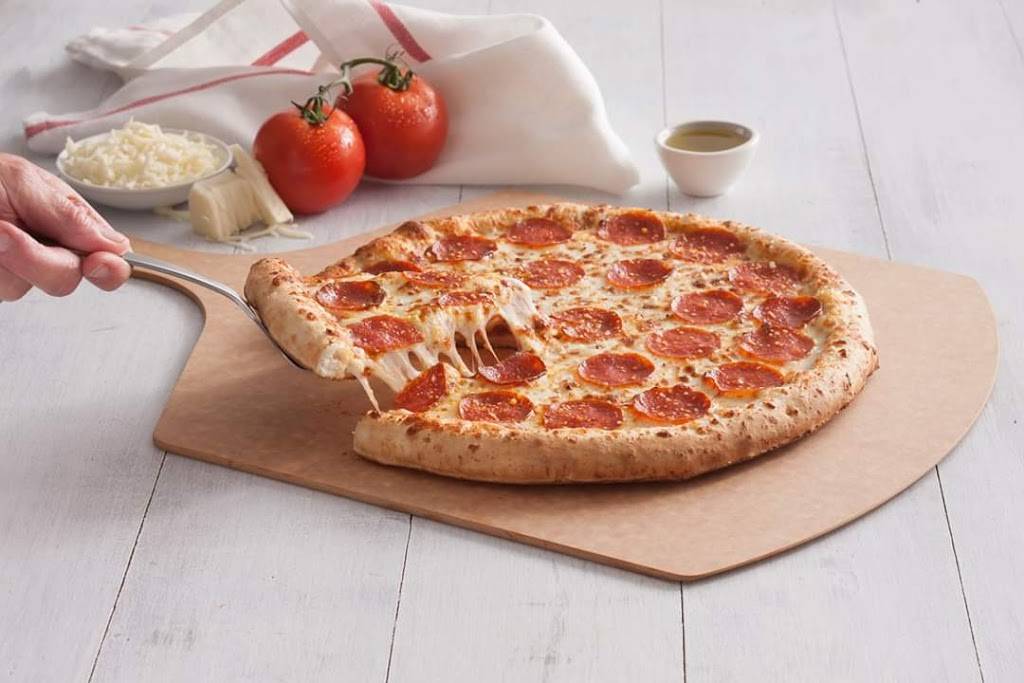 Hunt Brothers Pizza | restaurant | CASTALIAN SPRINGS MARKET, 3120 Hartsville Pike, Castalian Springs, TN 37031, USA | 6154520808 OR +1 615-452-0808