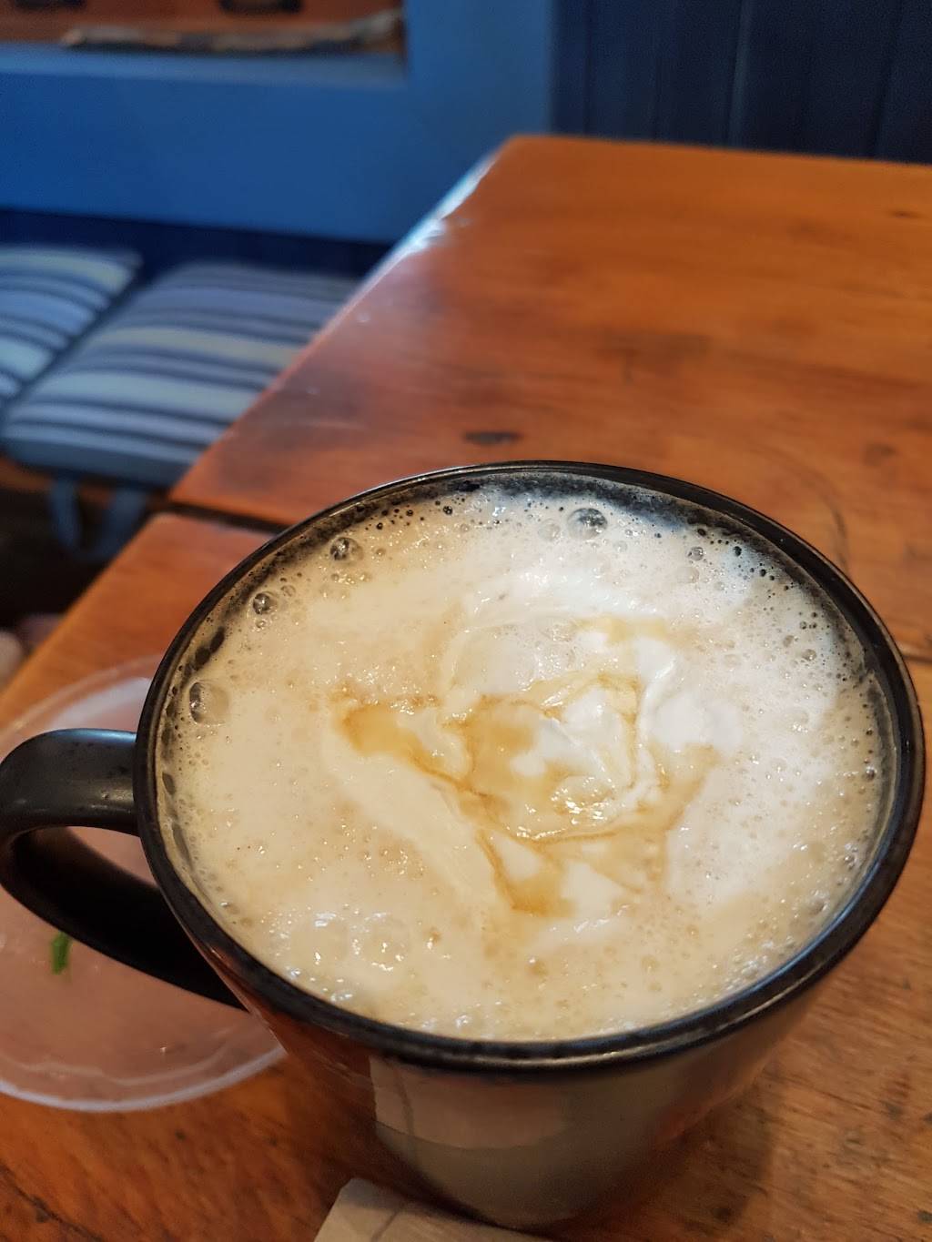 Cafe Les Saisons Coffee | cafe | 232 Chemin Old Chelsea, Chelsea, QC J9B 1J3, Canada | 8198273303 OR +1 819-827-3303