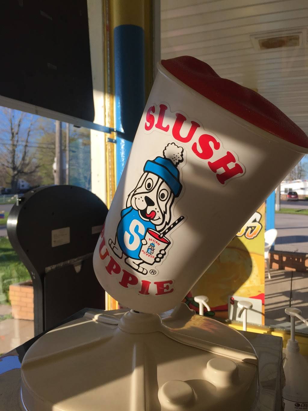 Cruisin Coneheads | meal takeaway | 3266 N Ridge Rd, Perry, OH 44081, USA | 4402590038 OR +1 440-259-0038