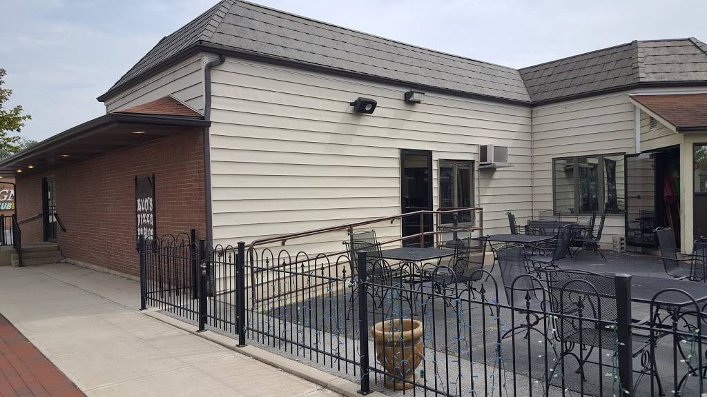 Buds Pizza | restaurant | 6 S Main St, Minster, OH 45865, USA | 4196283518 OR +1 419-628-3518