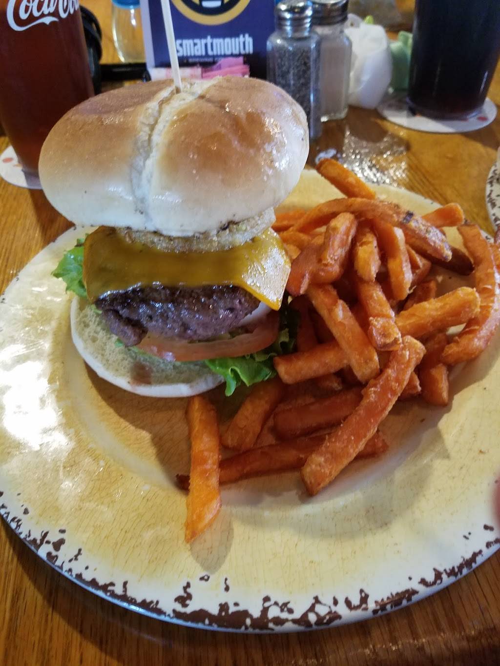 Hilton Tavern Brewing Compa | restaurant | 10184 Warwick Blvd, Newport News, VA 23601, USA | 7578732337 OR +1 757-873-2337