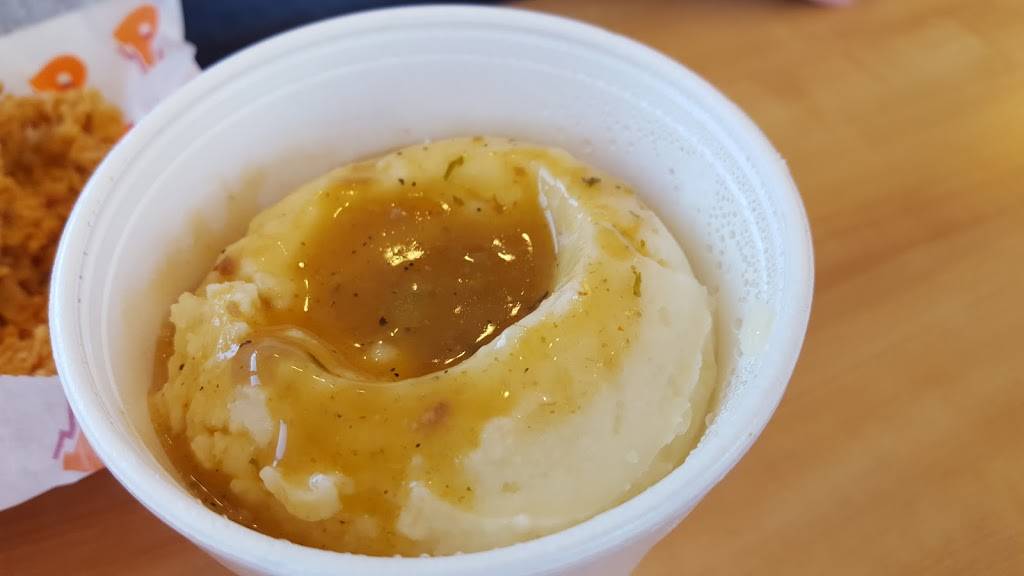 Popeyes Louisiana Kitchen | restaurant | 2904 61st St, Galveston, TX 77551, USA | 4097404335 OR +1 409-740-4335