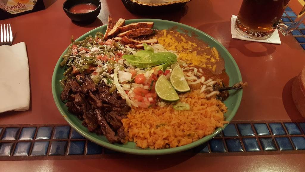 Mazatlan Restaurant | restaurant | 540 Rainier Ave S, Renton, WA 98057, USA | 4252268299 OR +1 425-226-8299
