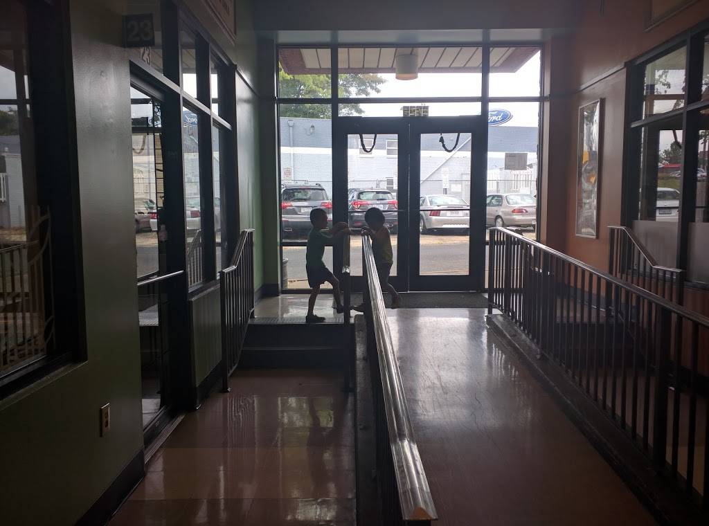 Hai Duong Restaurant Eden Center | restaurant | 6795 Wilson Blvd #7, Falls Church, VA 22044, USA | 7035385289 OR +1 703-538-5289