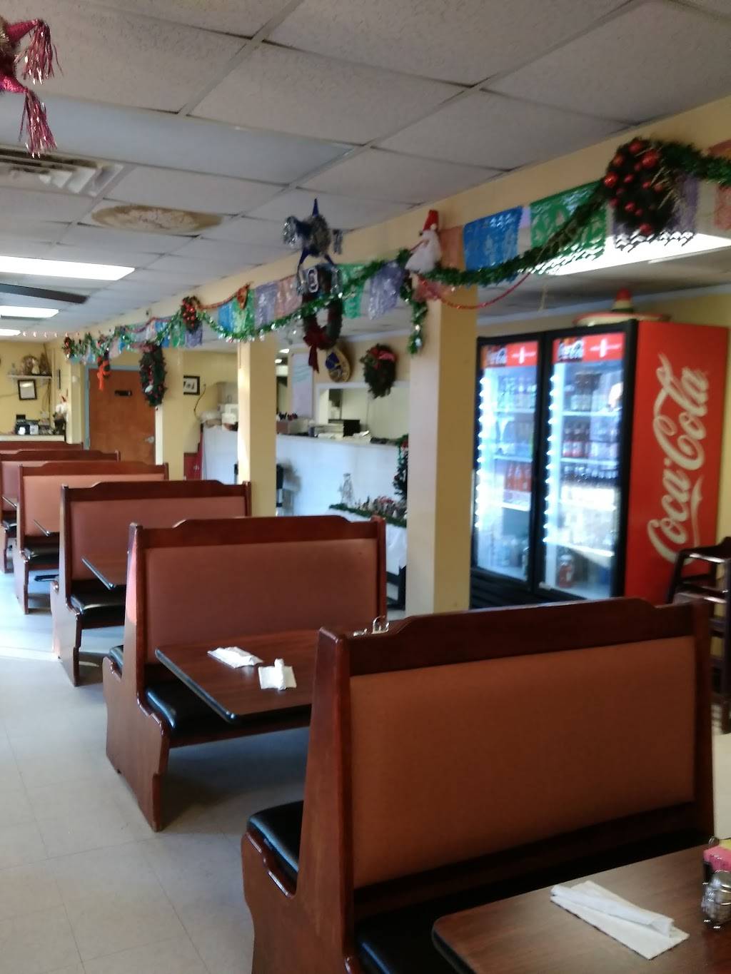 La Palma Mexican Grill | restaurant | 78 Main St, Pelzer, SC 29669, USA | 8644025070 OR +1 864-402-5070