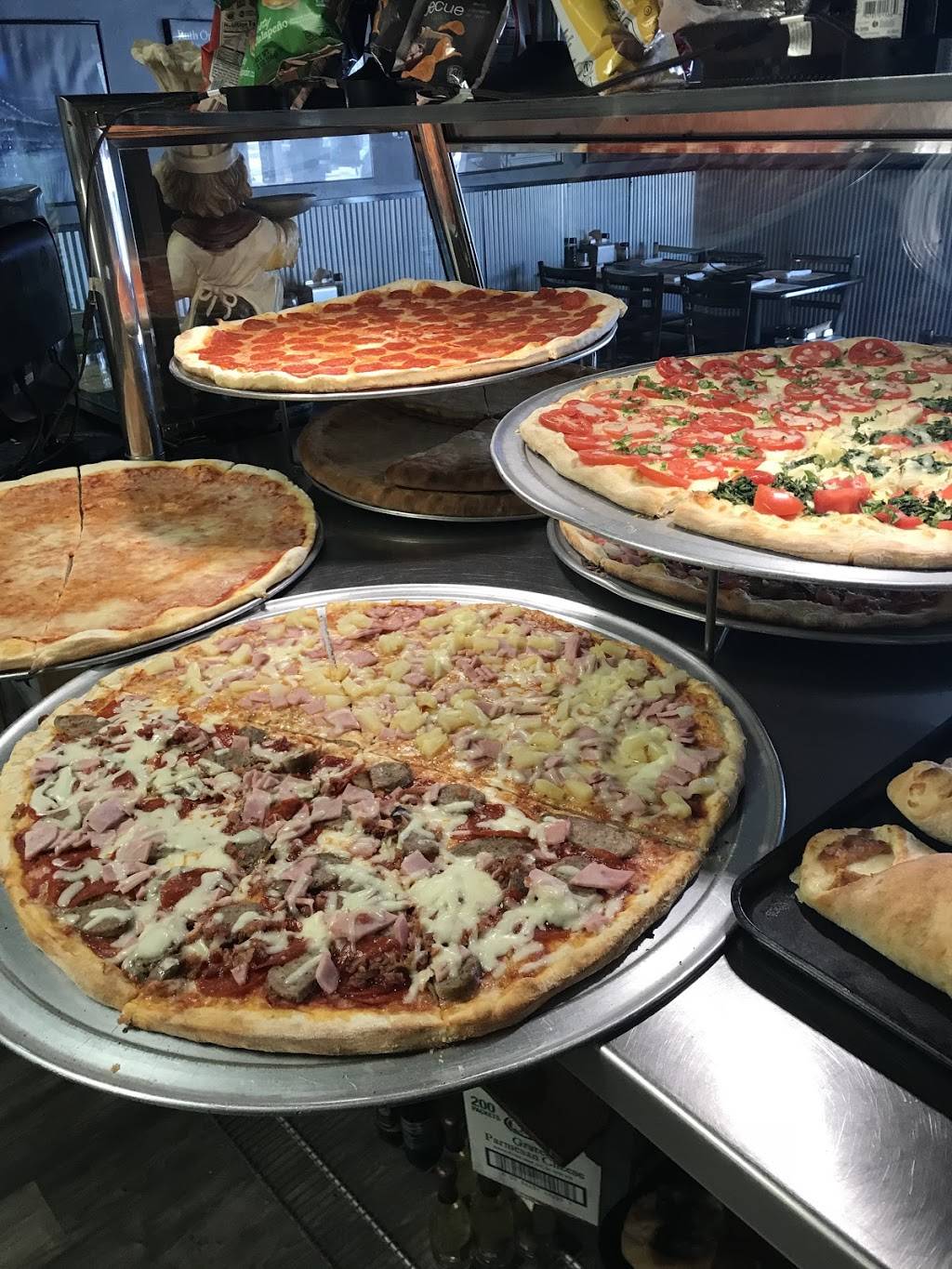 Goodfellas pizza | restaurant | E Indiantown Rd, Jupiter, FL 33477, USA | 5617483454 OR +1 561-748-3454