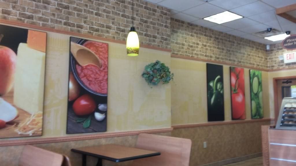 Subway | restaurant | 161 N Bridge St, Chillicothe, OH 45601, USA | 7407791199 OR +1 740-779-1199