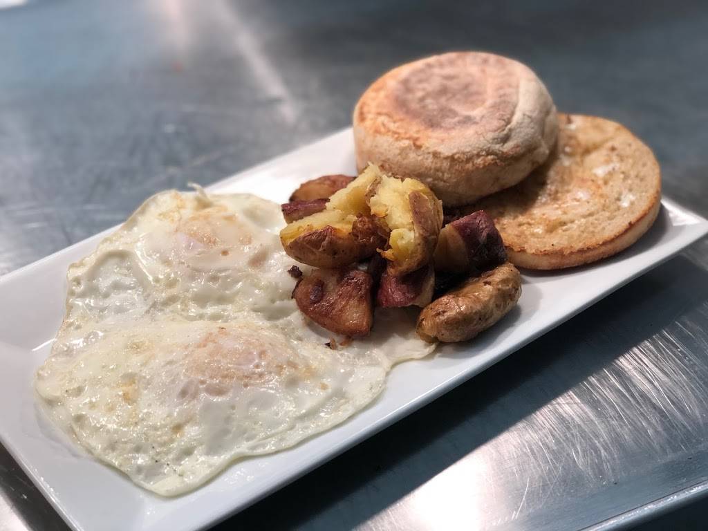 Whisk Breakfast & Lunch Cafe | restaurant | 210 Main St, East Orleans, MA 02643, USA | 5082552233 OR +1 508-255-2233