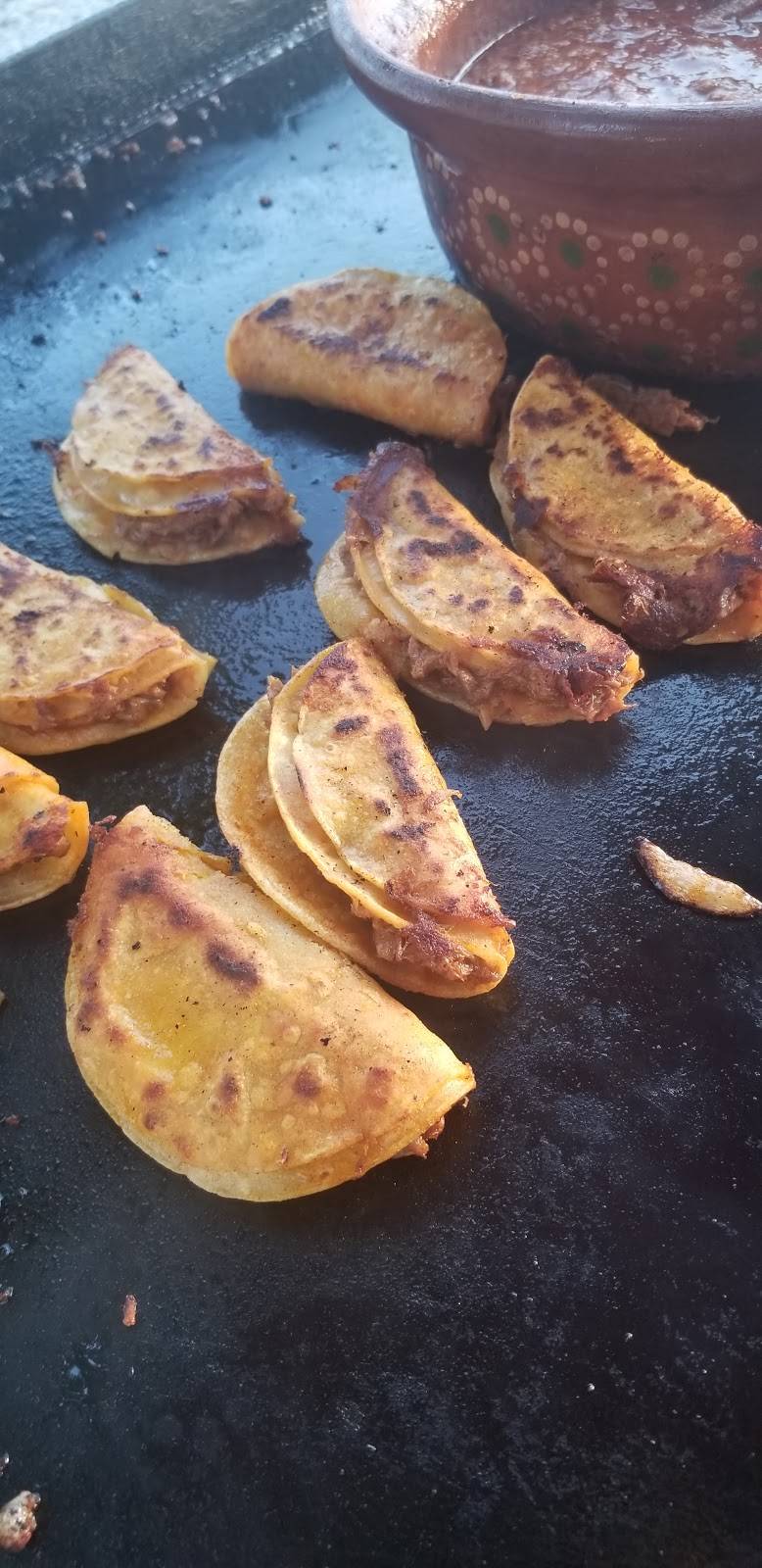 Takos Zumba Jalisco | restaurant | 205 N Main St, Highlands, TX 77562, USA | 8327923504 OR +1 832-792-3504