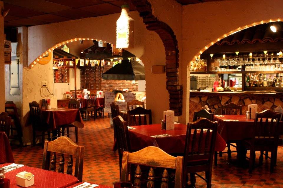 La Cabaña | restaurant | 738 Rose Ave, Venice, CA 90291, USA | 3103927973 OR +1 310-392-7973