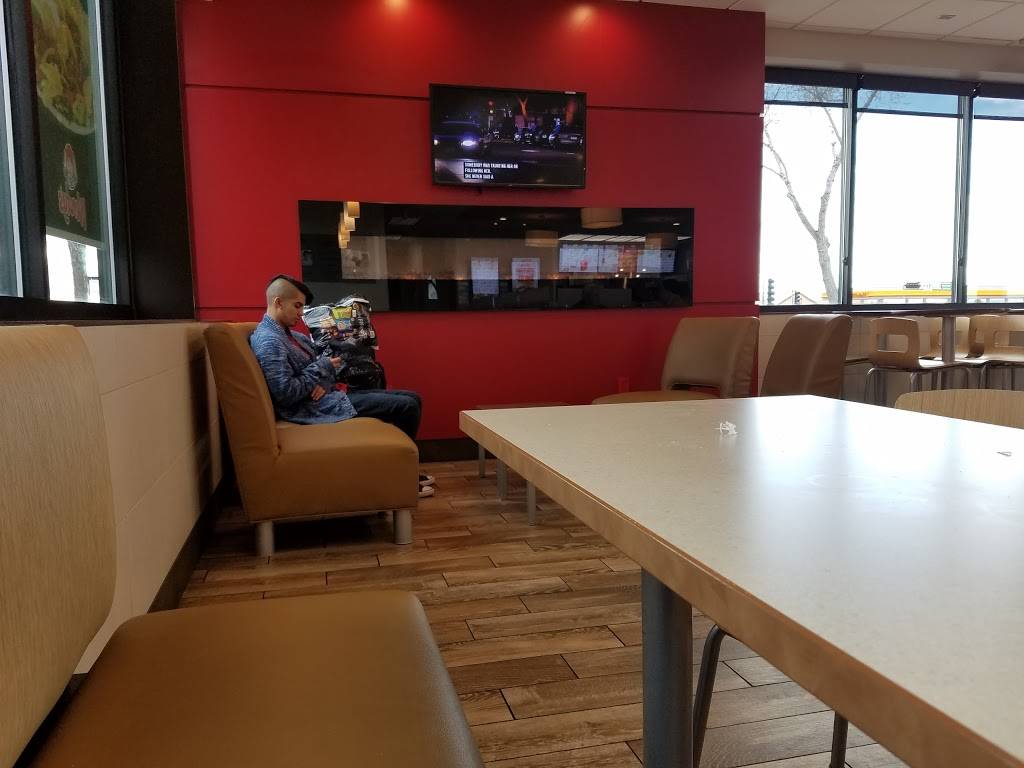 Wendys | restaurant | 4800 Culture Dr NE, Albuquerque, NM 87107, USA | 5053412611 OR +1 505-341-2611