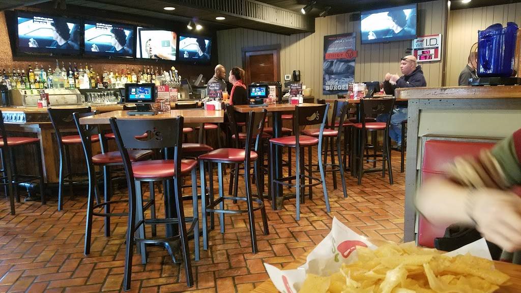 Chilis Grill & Bar | restaurant | 5880 Antioch Rd, Merriam, KS 66202, USA | 9132620067 OR +1 913-262-0067