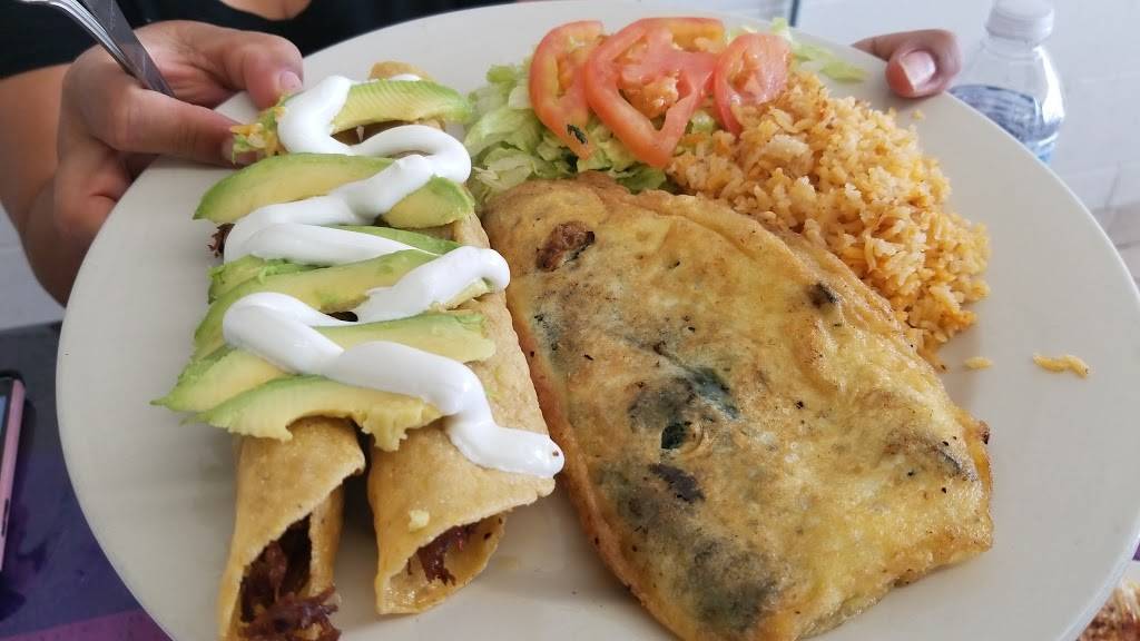 El Buen Pastor | restaurant | 115 SE 44th St, Oklahoma City, OK 73129, USA | 4056012434 OR +1 405-601-2434