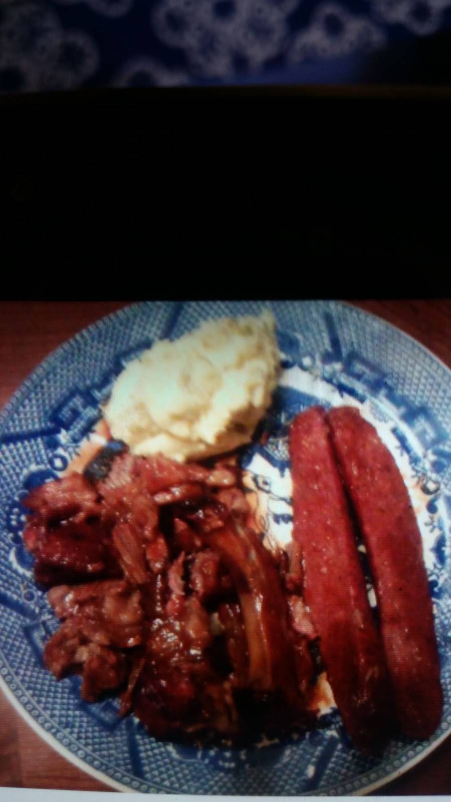 Stutts House of Barbeque | restaurant | 2021 E Apache St, Tulsa, OK 74110, USA | 9184282355 OR +1 918-428-2355