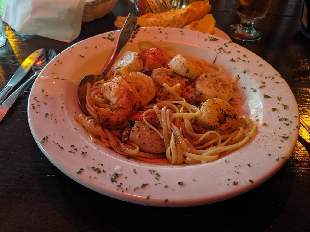 Grand Central Restaurant | restaurant | Closed Sept thru May : call first, 5 Masonic Pl, Provincetown, MA 02657, USA | 5084877599 OR +1 508-487-7599