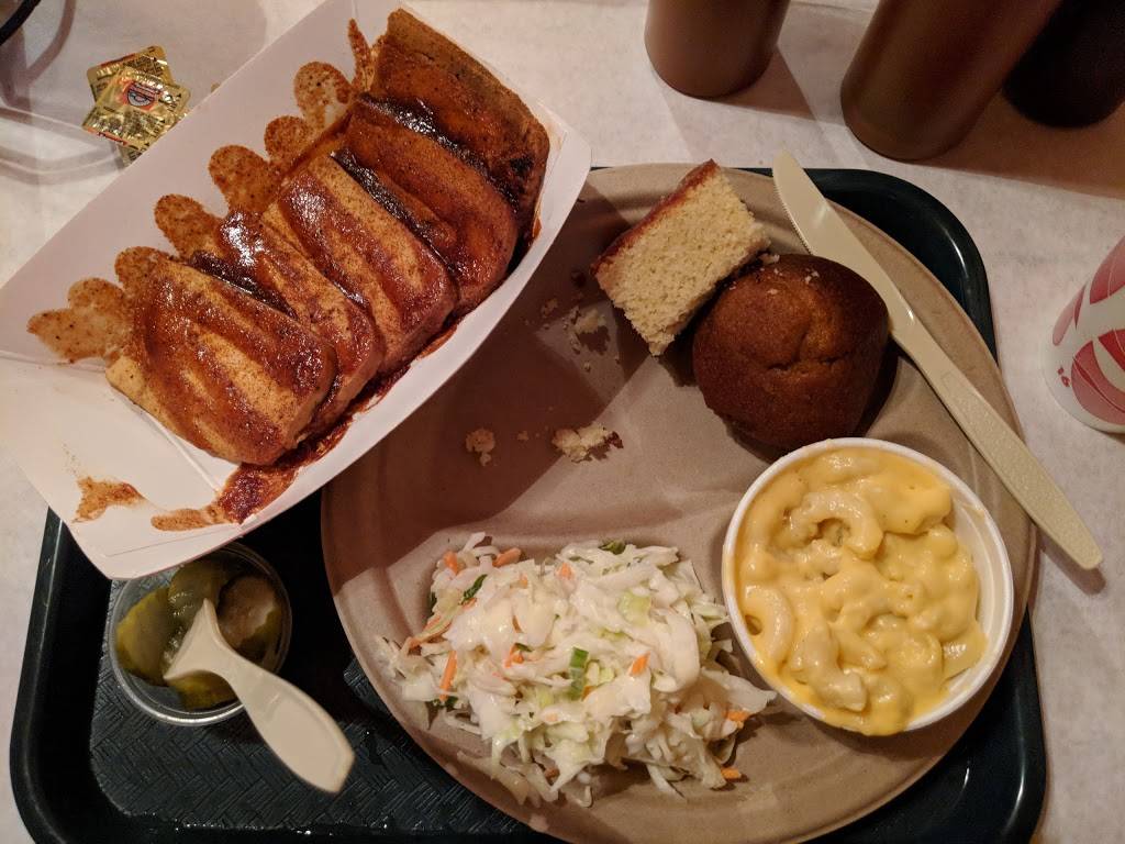 Barbeque Exchange | restaurant | 102 Martinsburg Ave, Gordonsville, VA 22942, USA | 5408320227 OR +1 540-832-0227