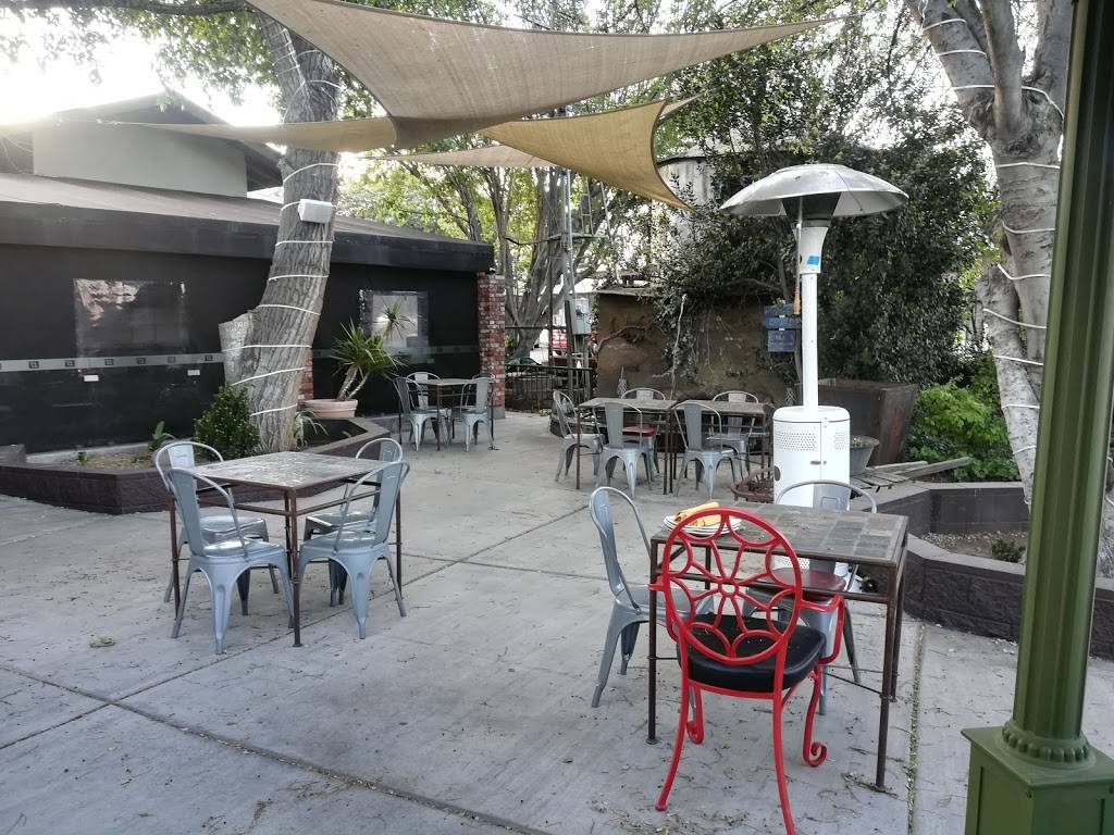 Titos Pizza | restaurant | 1855 N Grand Ave, Nogales, AZ 85621, USA | 5207614999 OR +1 520-761-4999