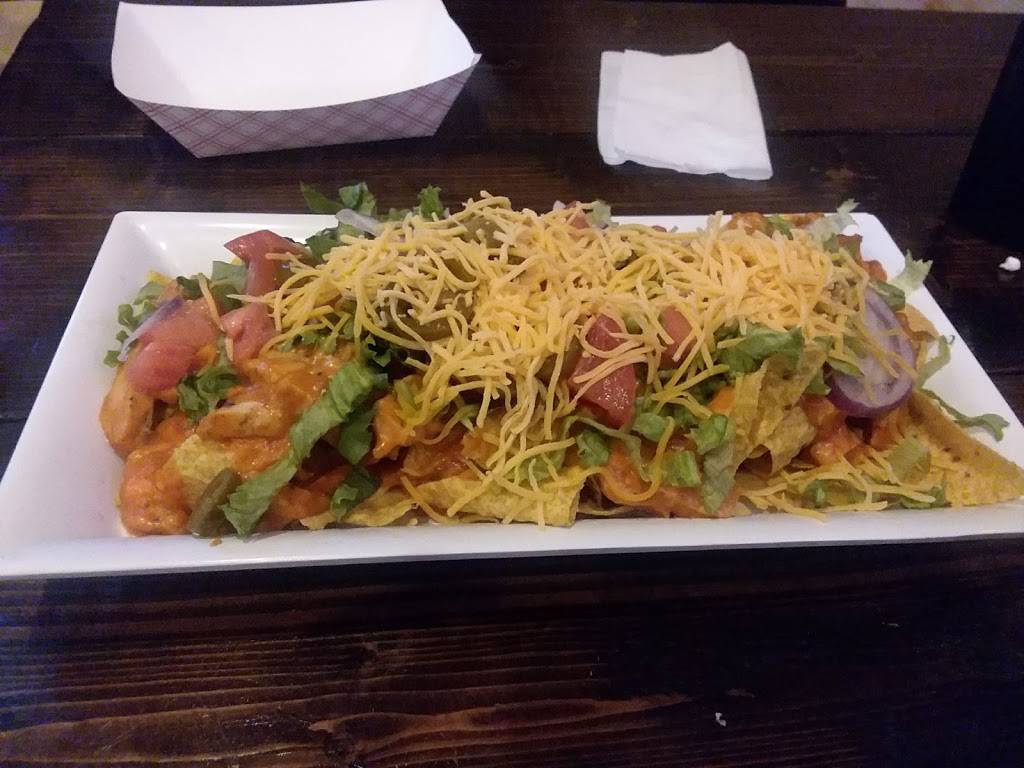 Hogs Hollow Saloon | restaurant | 1459 PA-93, Berwick, PA 18603, USA | 5705204059 OR +1 570-520-4059