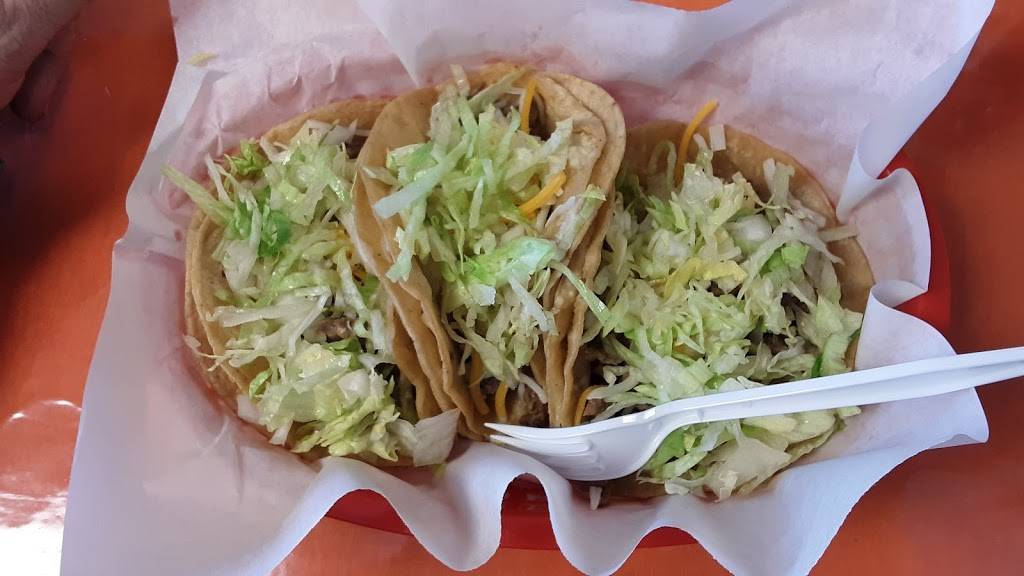 Taqueria Tres Hermanos | restaurant | 525 Fulton St, Wausau, WI 54403, USA | 7158435819 OR +1 715-843-5819