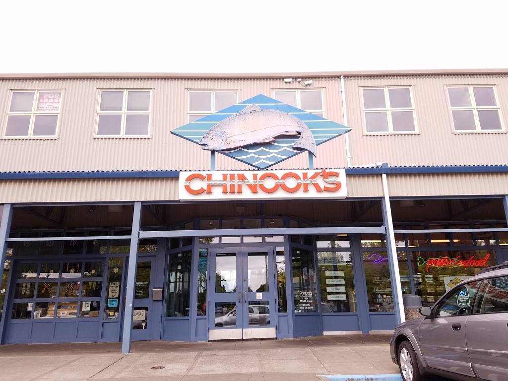 Chinooks At Salmon Bay | restaurant | 1900 W Nickerson St #103, Seattle, WA 98119, USA | 2062834665 OR +1 206-283-4665
