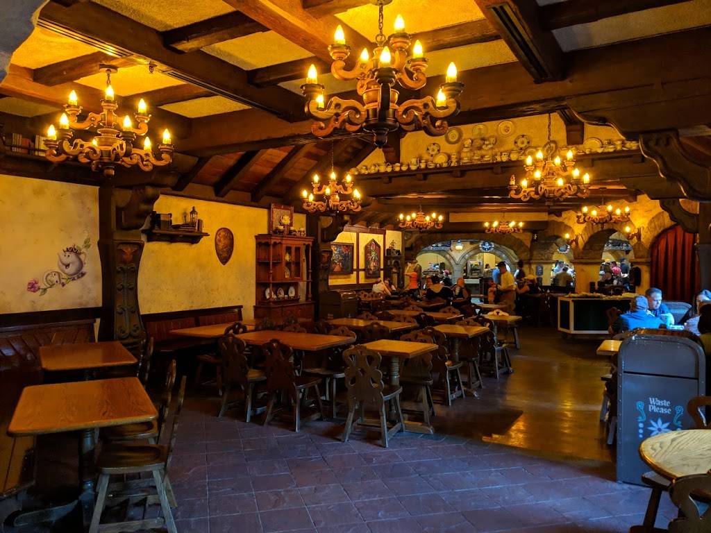 Red Rose Taverne | restaurant | 1313 S Harbor Blvd, Anaheim, CA 92802, USA | 7147813463 OR +1 714-781-3463