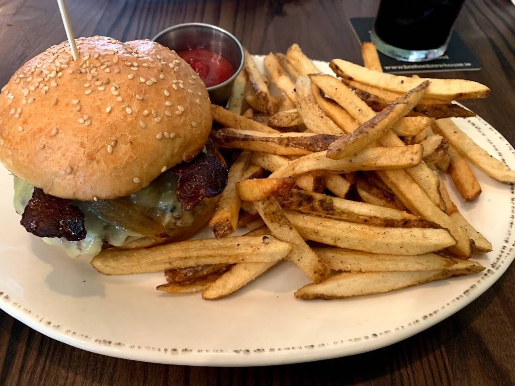 Strandhill Public | restaurant | 10288 Causeway Blvd, Tampa, FL 33619, USA | 8134427080 OR +1 813-442-7080