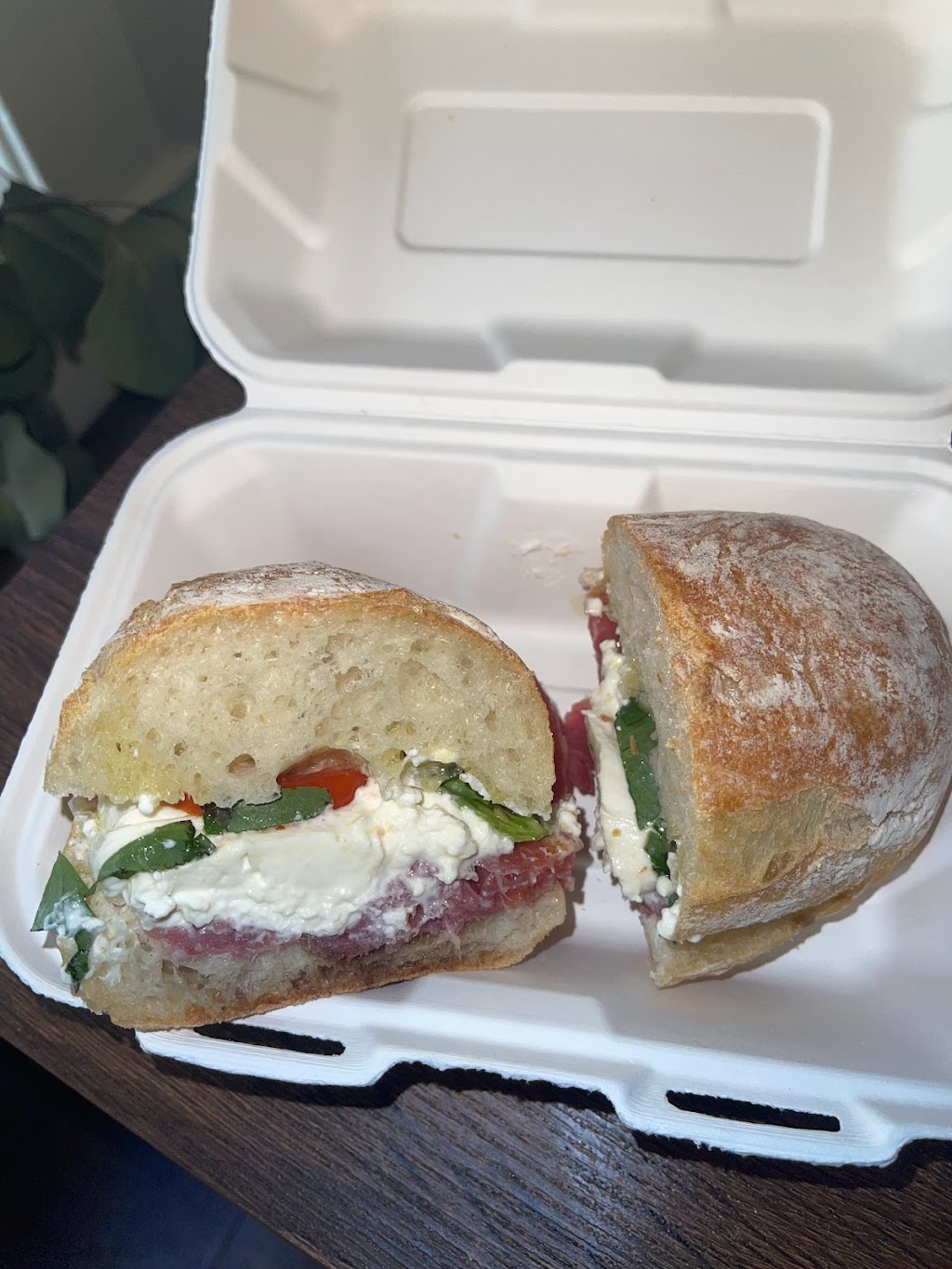 La Fromagerie Cheese Shop | restaurant | 2260 Chestnut St, San Francisco, CA 94123, USA | 4153747325 OR +1 415-374-7325